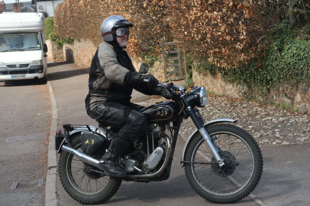 Nether Stowey - rolling in for for lunch (4)