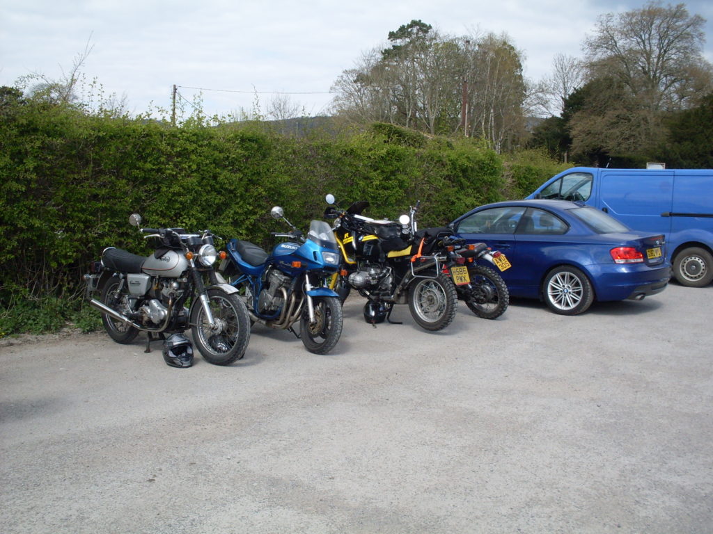 Finish line-up (small!)