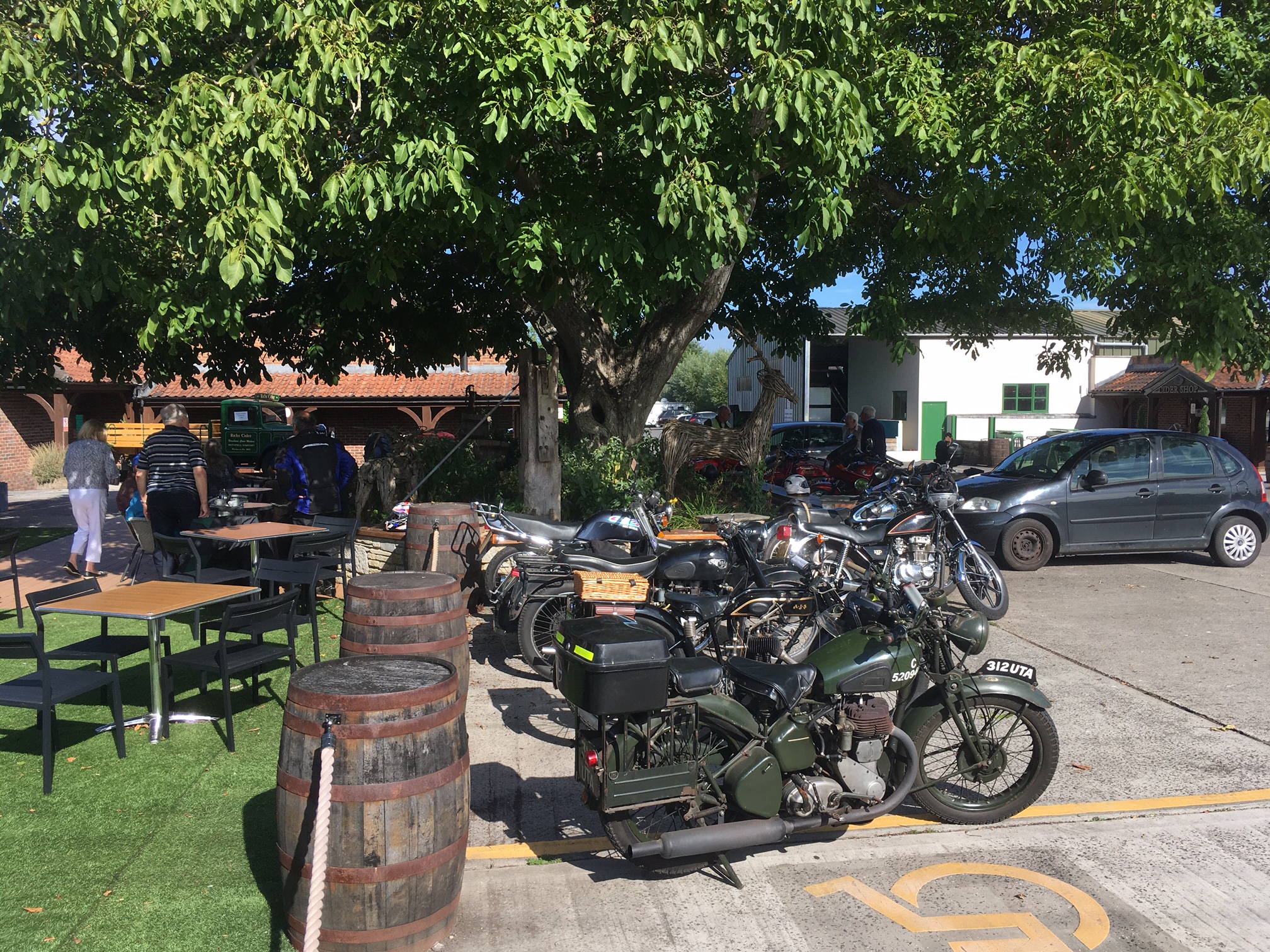 A couple of side-valve singles (BSA, with AJS behind)